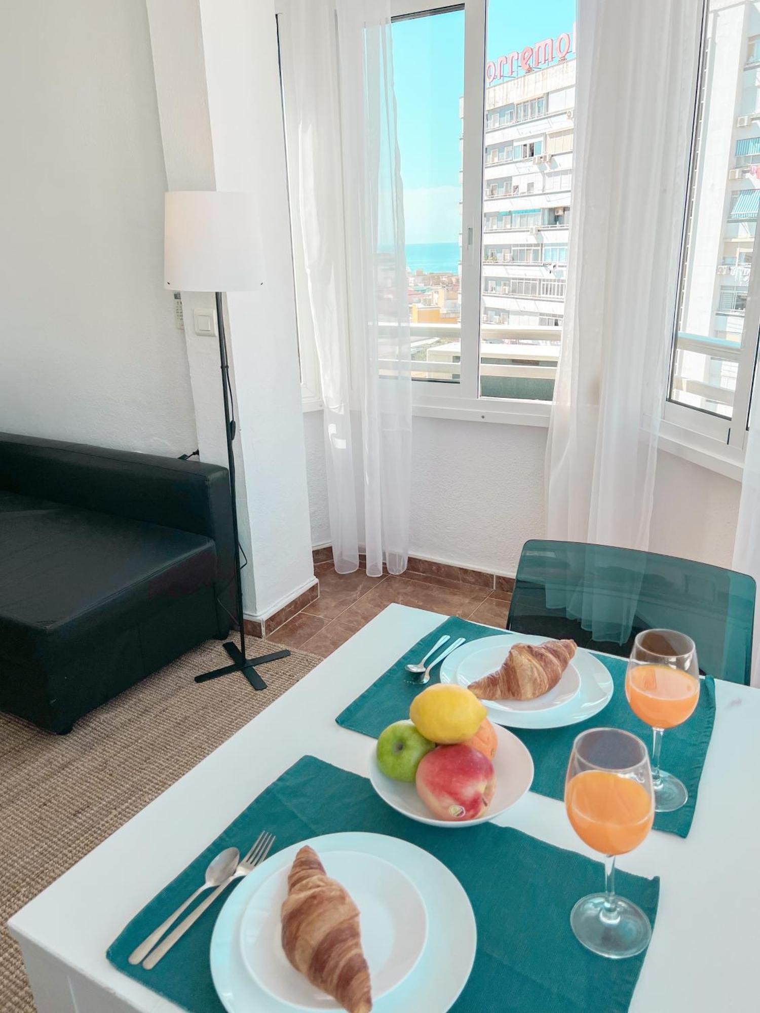Cozy & Bright Flat Torremolinos Centre Apartment Екстериор снимка